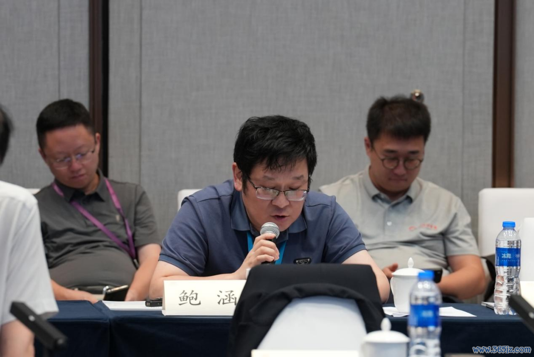 上海慧界产业参谋院院长鲍涵